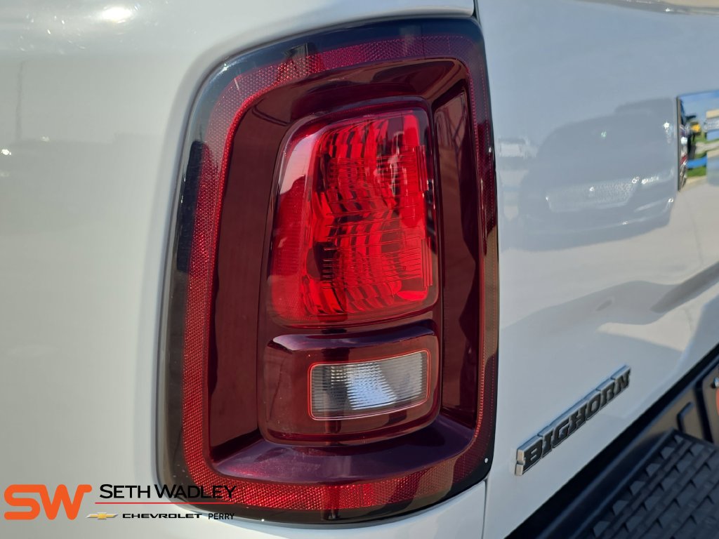 Used 2025 RAM 2500 Big Horn AWD/4WD image 32