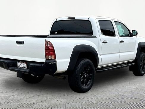 Used 2013 Toyota Tacoma PreRunner RWD image 6