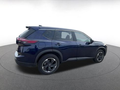 Used 2025 Nissan Rogue SV image 15