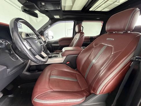 Used 2019 Ford F150 Platinum w/ Equipment Group 701A Luxury AWD/4WD image 18