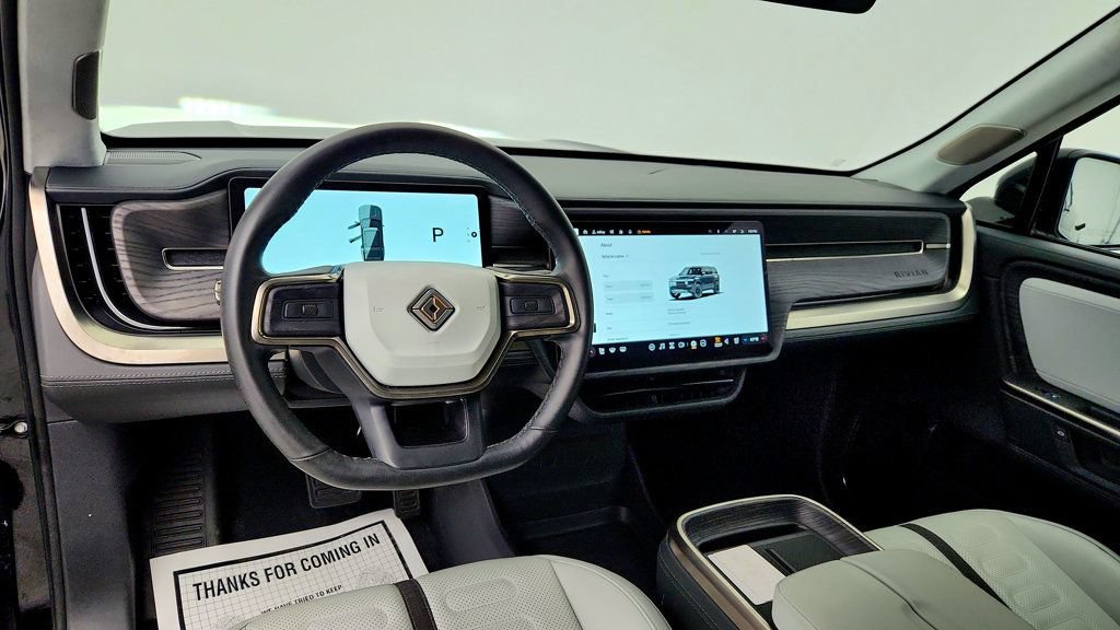 Used 2025 Rivian R1S Adventure Dual AWD/4WD image 13