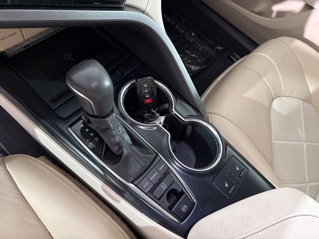 Used 2019 Toyota Camry XLE FWD image 20