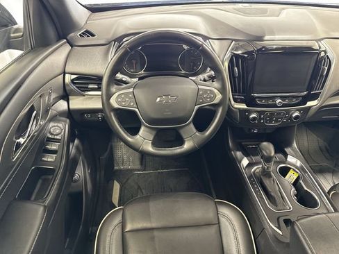 Certified 2023 Chevrolet Traverse Premier w/ Redline Edition AWD/4WD image 16