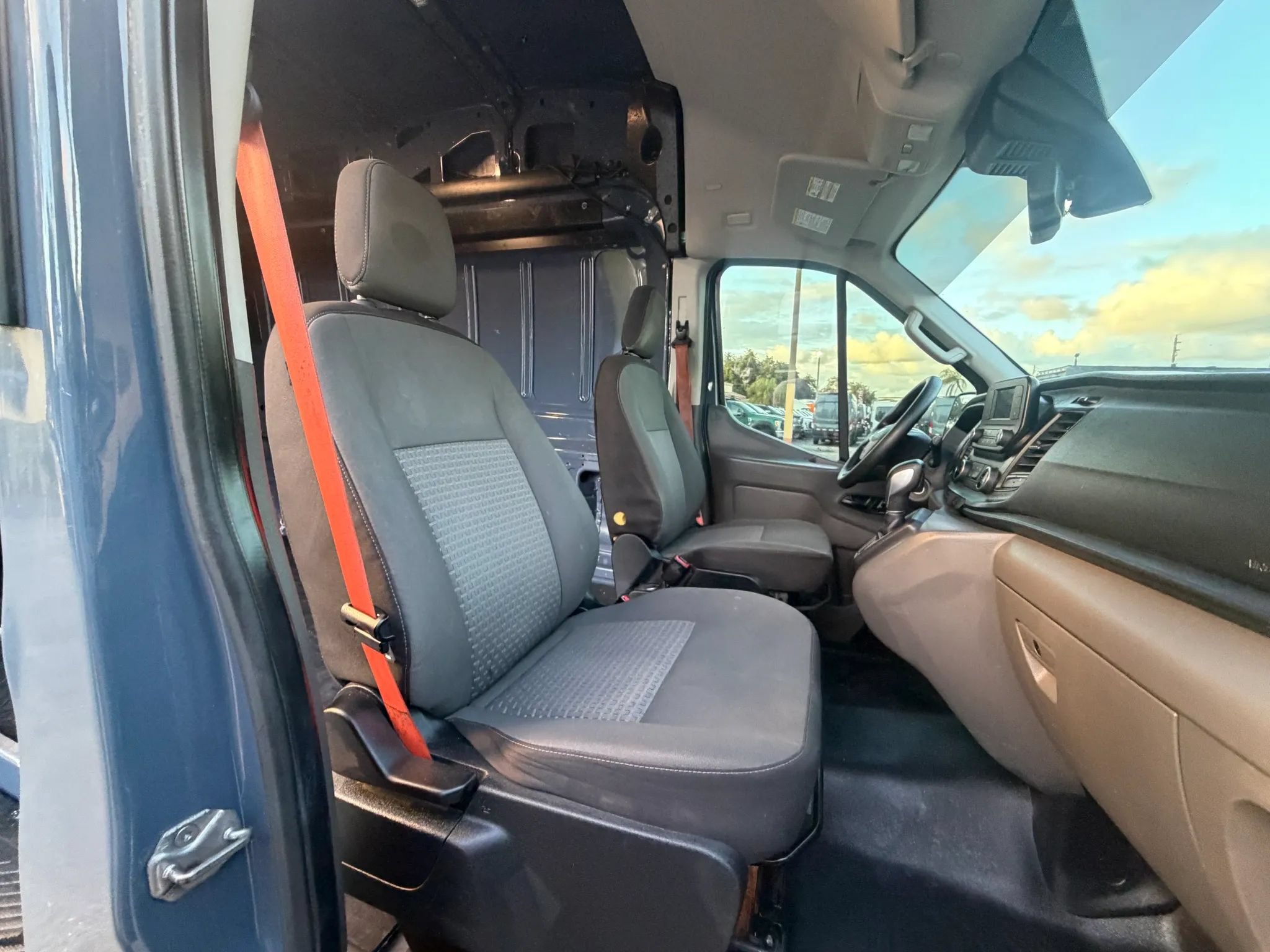 Used 2021 Ford Transit 250 148 High Roof Extended w/ Parcel Delivery Package RWD image 16