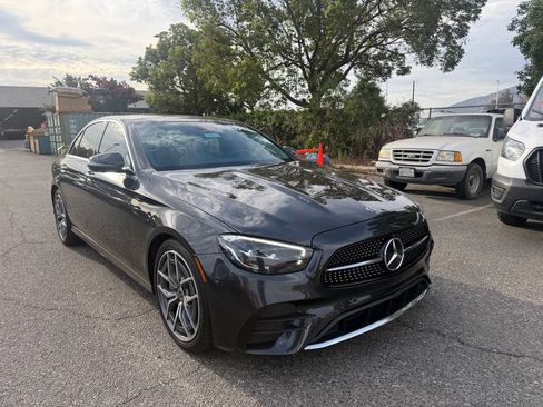 Used 2021 Mercedes-Benz E 350 Sedan image 2