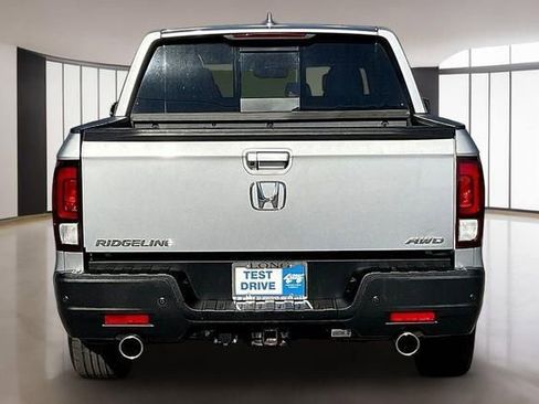 Used 2023 Honda Ridgeline RTL-E image 5