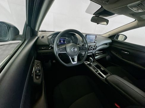 Used 2023 Nissan Sentra SV image 18