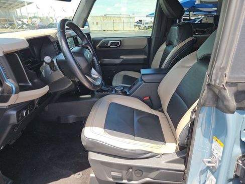 Used 2022 Ford Bronco Wildtrak AWD/4WD image 13
