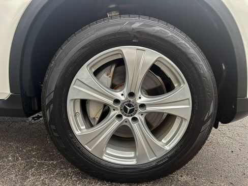 Used 2017 Mercedes-Benz GLC 300 image 36