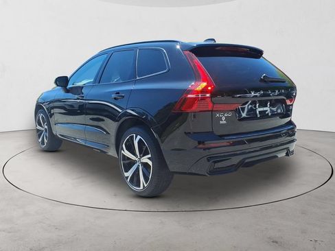 Used 2025 Volvo XC60 B5 Ultra w/ Protection Package Premier AWD/4WD image 8