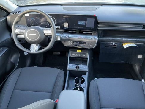New 2025 Hyundai Kona SEL image 7