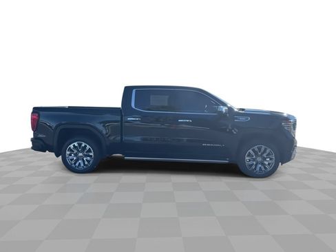 New 2026 GMC Sierra 1500 Denali w/ Denali Reserve Package AWD/4WD image 9