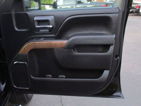 Used 2015 Chevrolet Silverado 2500 LTZ w/ Custom Sport Edition image 28