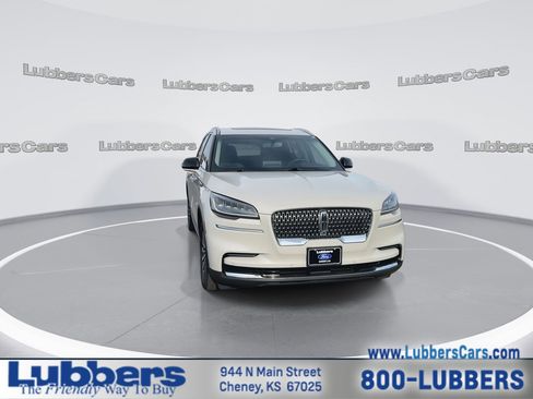 Used 2023 Lincoln Aviator Reserve w/ Equipment Group 201A image 3