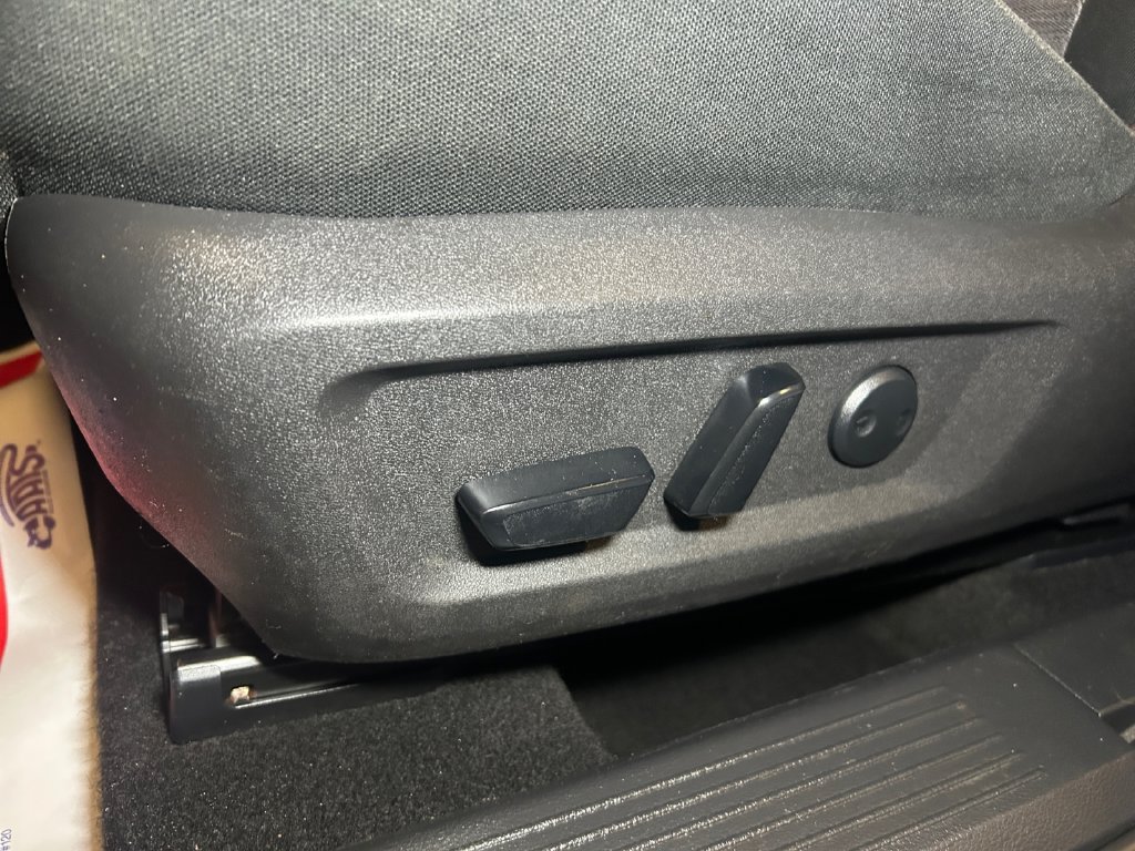 Used 2021 Nissan Rogue SV AWD/4WD image 22