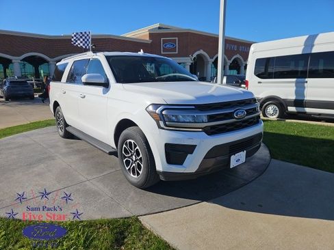 Used 2024 Ford Expedition Max XLT image 1