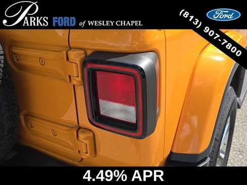 Used 2021 Jeep Wrangler Unlimited Sahara AWD/4WD image 8