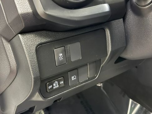 Used 2021 Toyota Tacoma SR AWD/4WD image 24