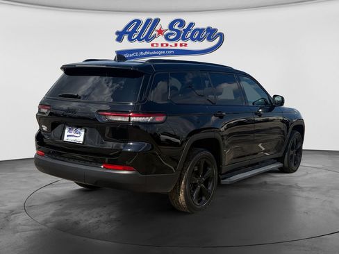 Used 2023 Jeep Grand Cherokee L Laredo AWD/4WD image 7
