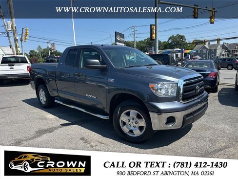 Used 2010 Toyota Tundra 4x4 Double Cab image 3
