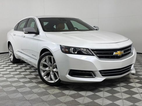 Used 2015 Chevrolet Impala LTZ image 2