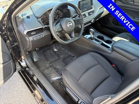 Used 2025 Nissan Altima 2.5 S image 25