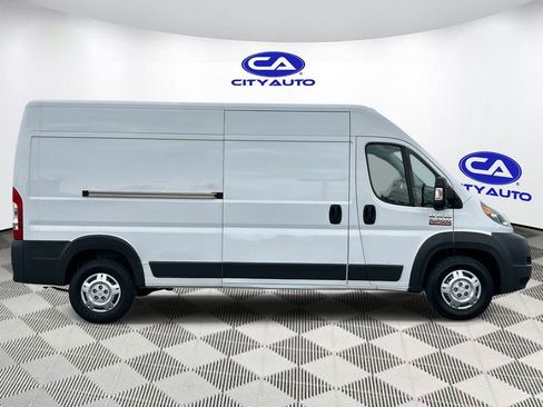 Used 2014 RAM ProMaster 2500 w/ Interior Convenience Group image 2