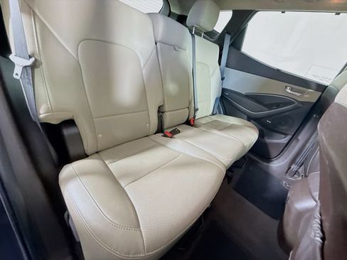 Used 2018 Hyundai Santa Fe Sport w/ 2.4L Tech Package 04 AWD/4WD image 31