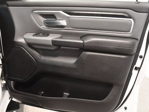 Used 2020 RAM 1500 Big Horn AWD/4WD image 23