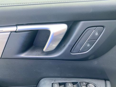 Used 2025 Buick Enclave Preferred FWD image 14