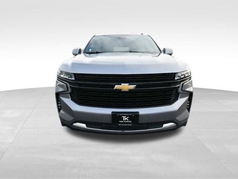 Used 2024 Chevrolet Suburban LT AWD/4WD image 21