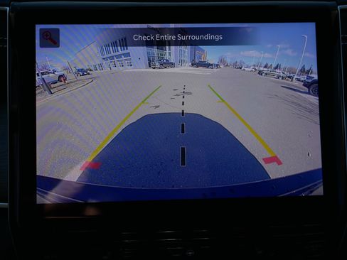 Used 2023 Jeep Grand Cherokee Limited w/ Black Appearance Package image 33