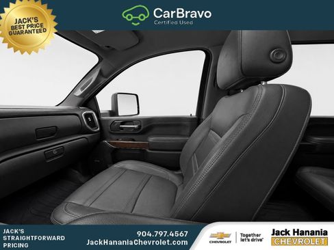 Used 2022 GMC Sierra 2500 Denali w/ Denali Black Diamond Edition AWD/4WD image 10