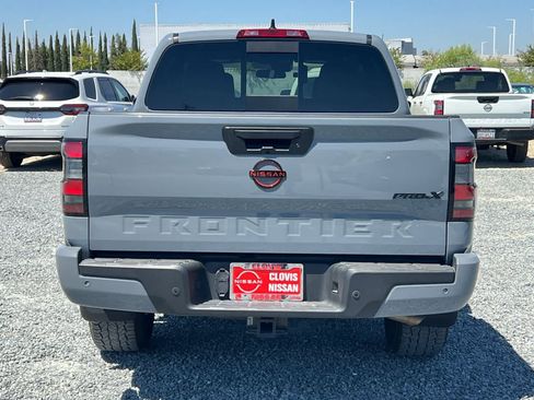 Used 2024 Nissan Frontier Pro-X w/ Pro Convenience Package RWD image 8