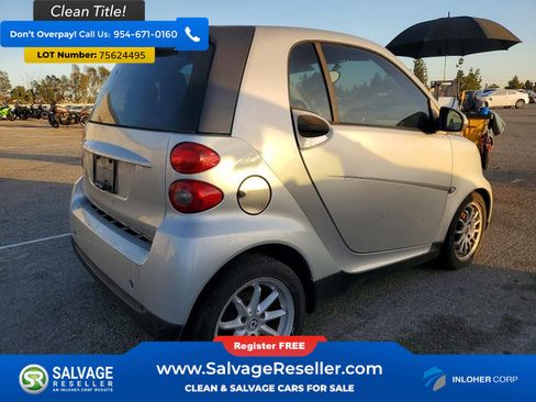Used 2008 smart fortwo Coupe image 4