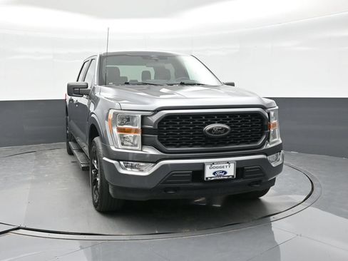 Certified 2022 Ford F150 XL w/ STX Black Appearance Package AWD/4WD image 18