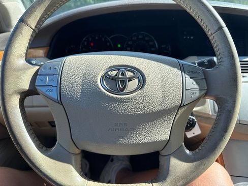 Used 2005 Toyota Avalon XLS FWD image 14