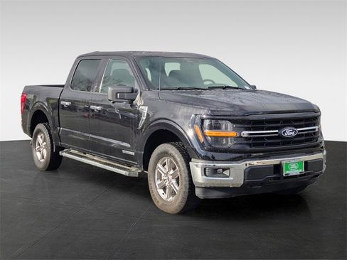 Used 2024 Ford F150 XLT w/ Mobile Office Package image 8