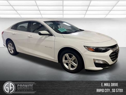 Used 2024 Chevrolet Malibu LS w/ Driver Confidence Package FWD image 8