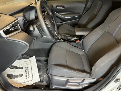 Used 2020 Toyota Corolla SE w/ SE Premium Package image 18