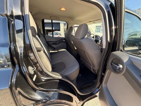 Used 2012 Nissan Xterra S image 39