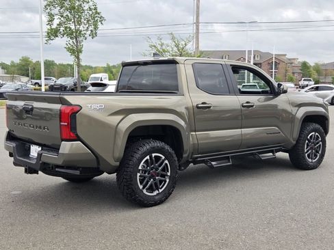 Used 2026 Toyota Tacoma TRD Sport image 5