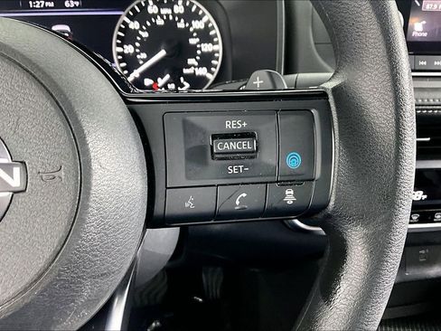 Used 2023 Nissan Rogue SV AWD/4WD image 19