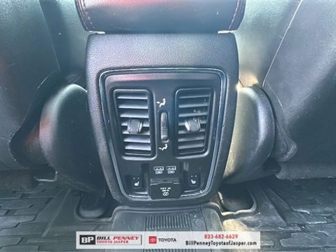 Used 2021 Jeep Grand Cherokee Trailhawk w/ Trailhawk Luxury Group image 14