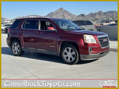 Used 2017 GMC Terrain SLE image 1