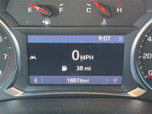 Used 2023 Chevrolet Traverse LT w/ Midnight/Sport Edition image 37