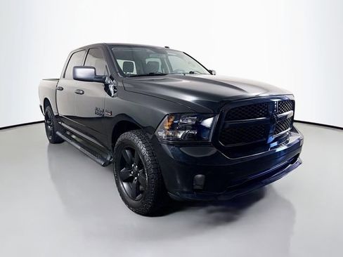 Used 2018 RAM 1500 Express w/ Black Ram 1500 Express Group AWD/4WD image 2
