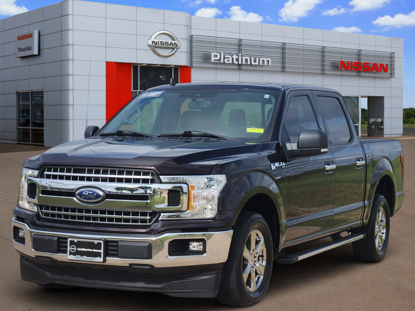 Used 2020 Ford F150 XLT w/ Equipment Group 302A Luxury RWD image 2