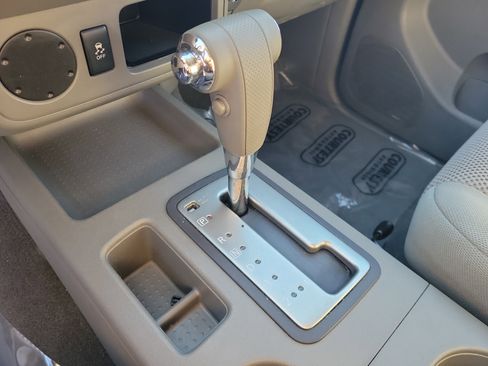 Used 2019 Nissan Frontier SV image 31