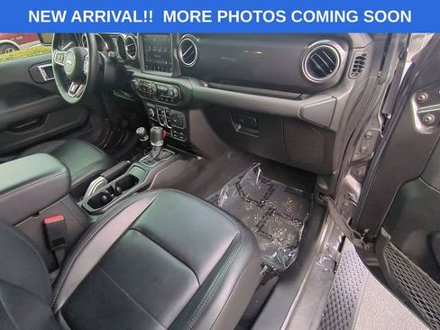 Certified 2022 Jeep Wrangler Unlimited Sahara image 34